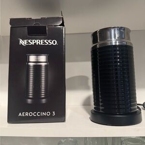 Nespresso Aeroccino 3 Milk Frother - Black and Silver
